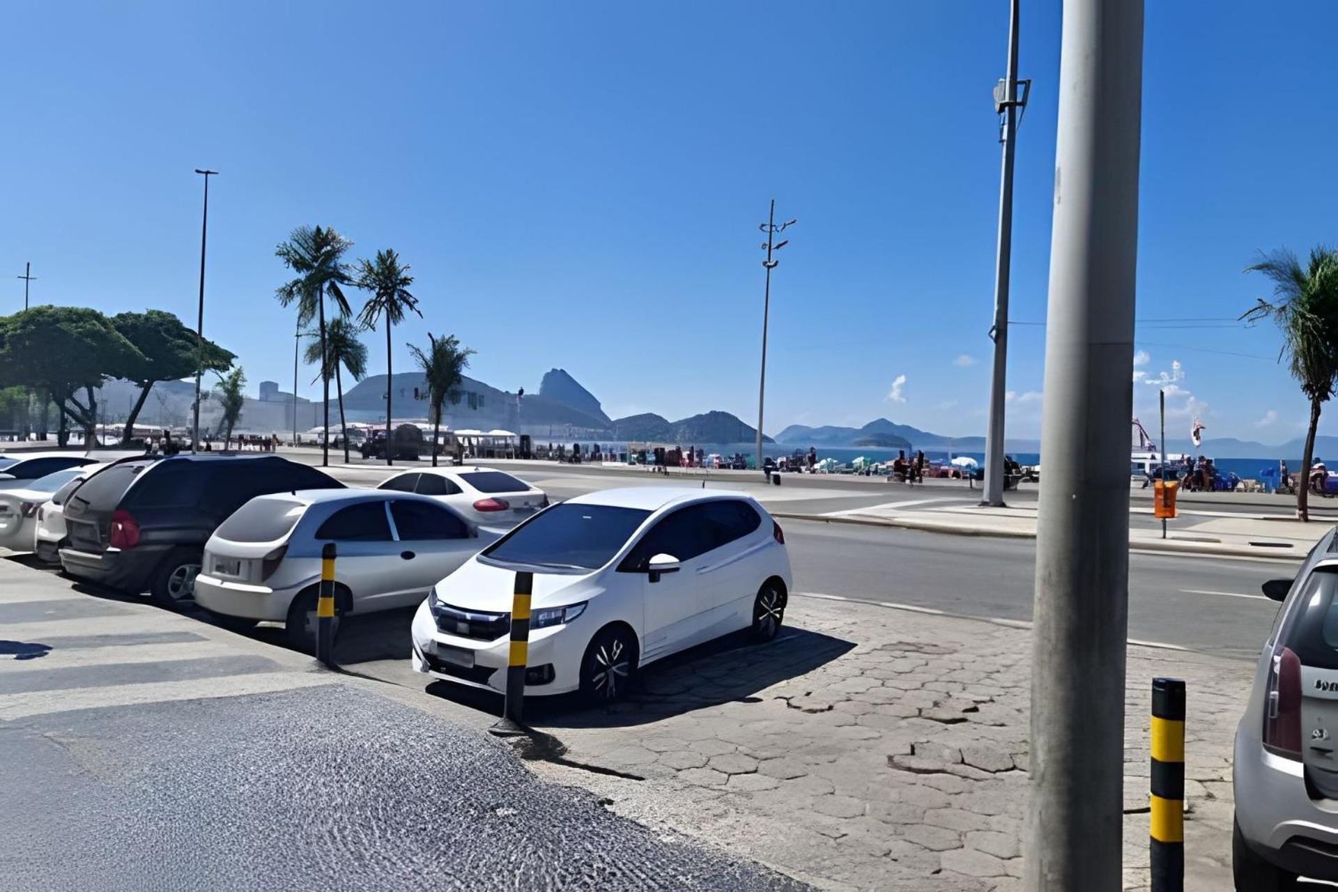 Studio Pe Na Areia Em Copacabana Рио-де-Жанейро Экстерьер фото